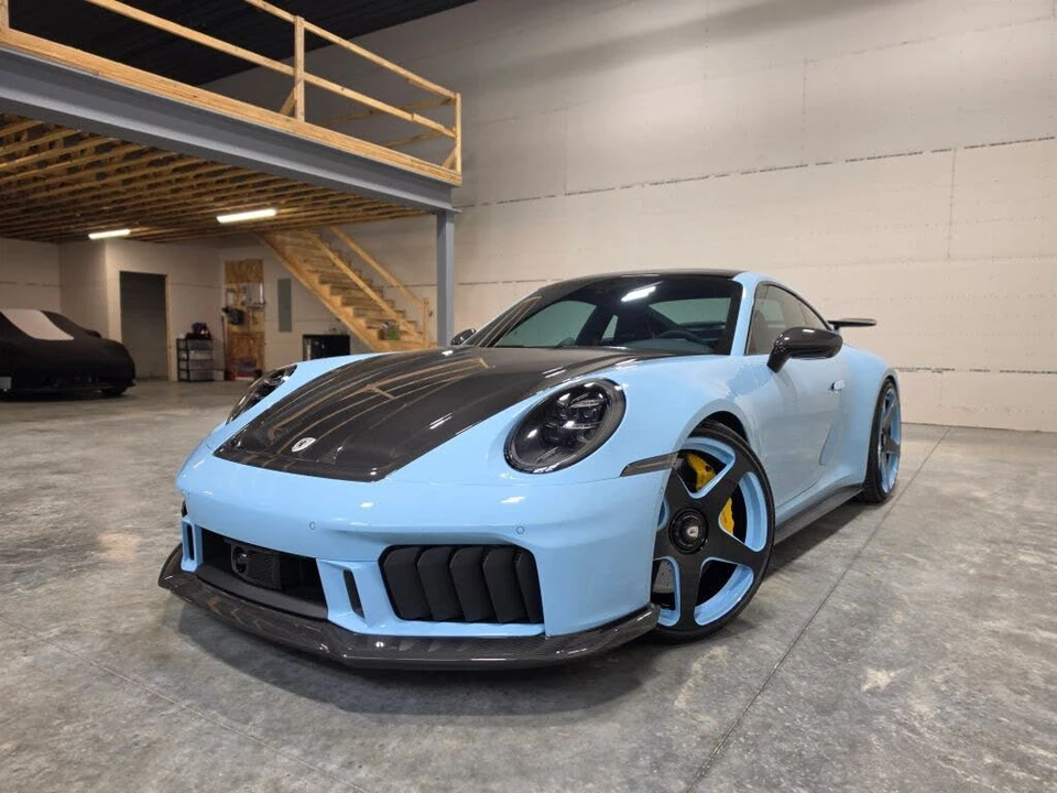 2026 Porsche 992 Carrera GTS - Image 2 of 31