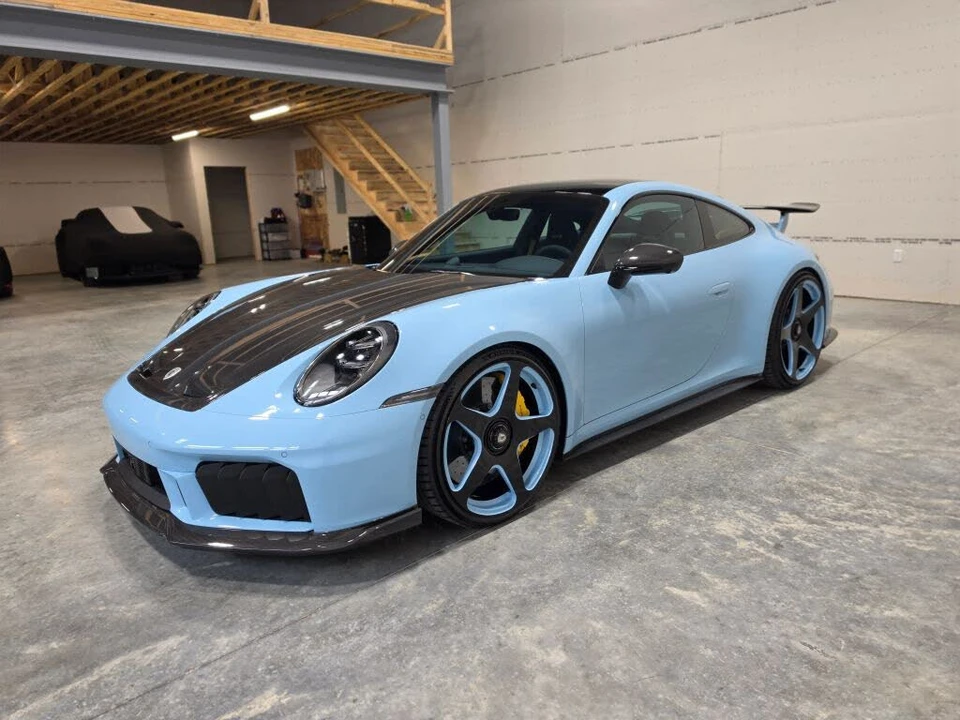 2026 Porsche 992 Carrera GTS - Image 16 of 31
