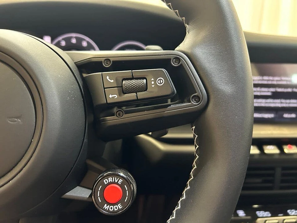 2026 Porsche 992 Carrera GTS - Image 12 of 31