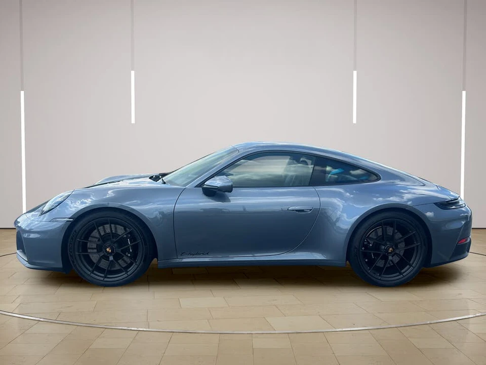 2026 Porsche 992 Carrera GTS - Image 2 of 31