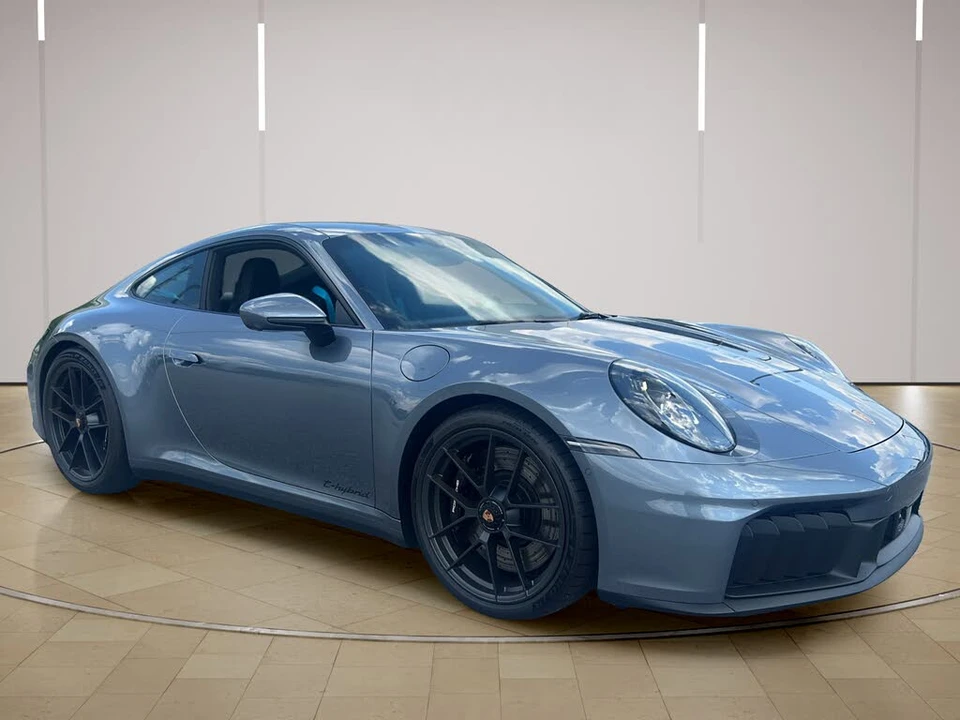 2026 Porsche 992 Carrera GTS - Image 9 of 31