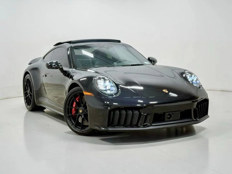 2026 Porsche 992 Carrera GTS - Image 7 of 31