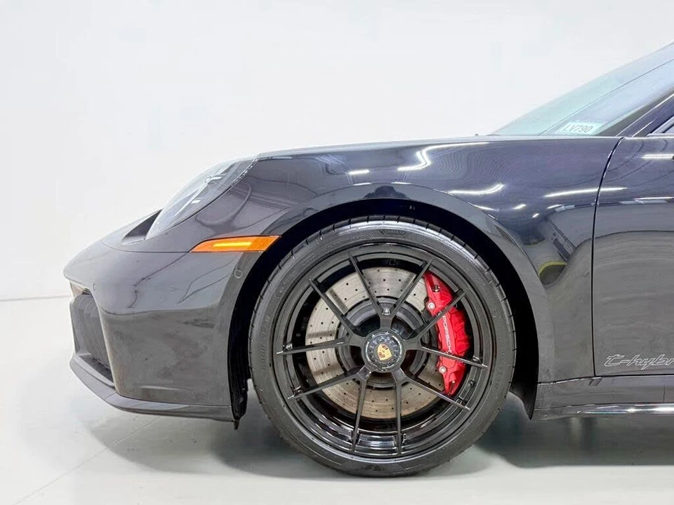 2026 Porsche 992 Carrera GTS - Image 23 of 31