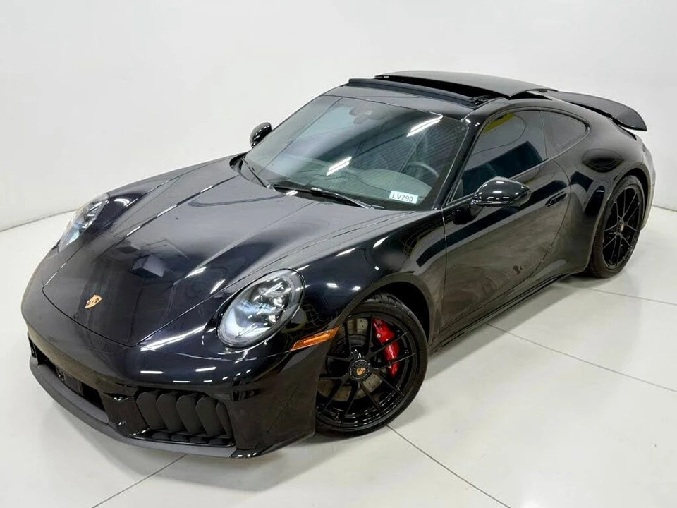 2026 Porsche 992 Carrera GTS - Image 5 of 31
