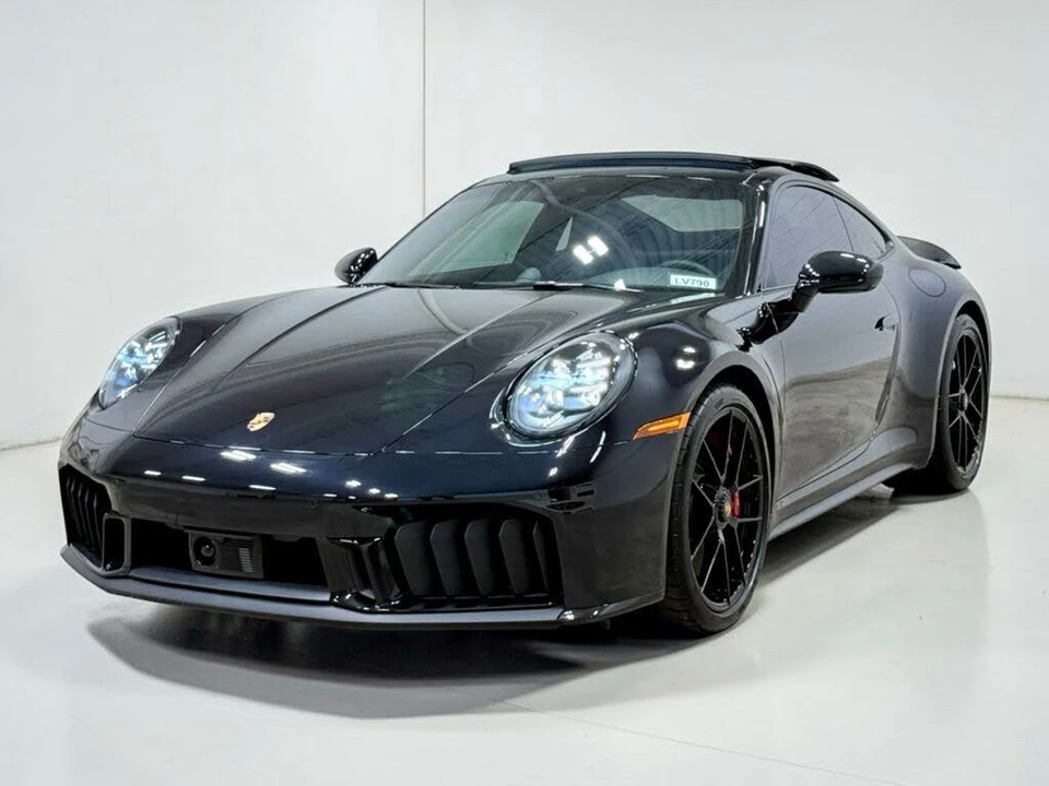 2026 Porsche 992 Carrera GTS - Image 11 of 31