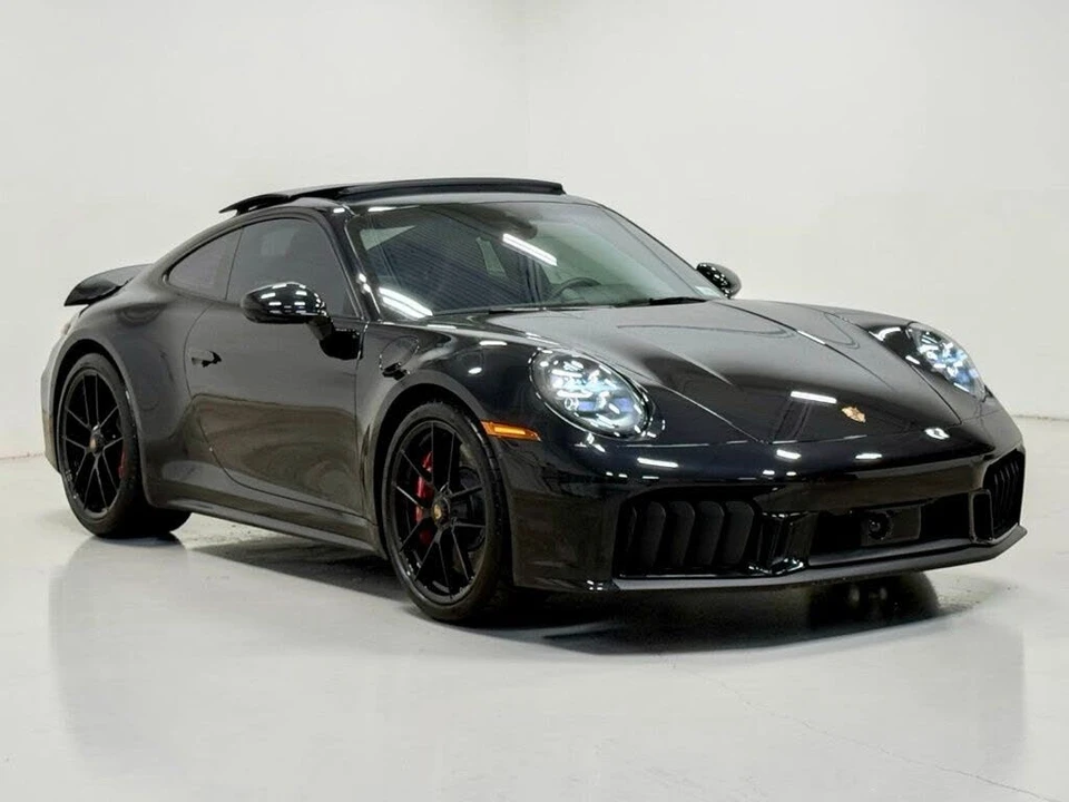 2026 Porsche 992 Carrera GTS - Image 14 of 31