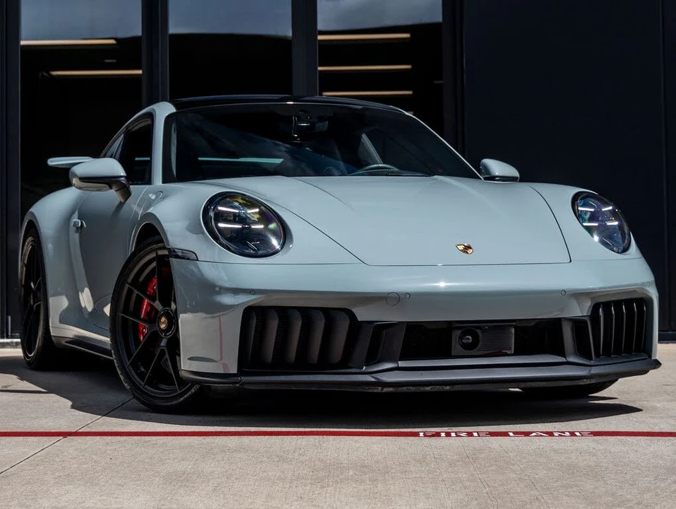 2026 Porsche 992 Carrera GTS - Image 6 of 31