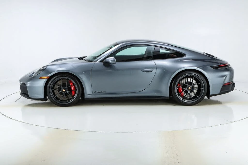 2026 Porsche 992 Carrera GTS - Image 2 of 31