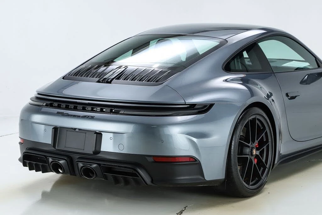 2026 Porsche 992 Carrera GTS - Image 19 of 31