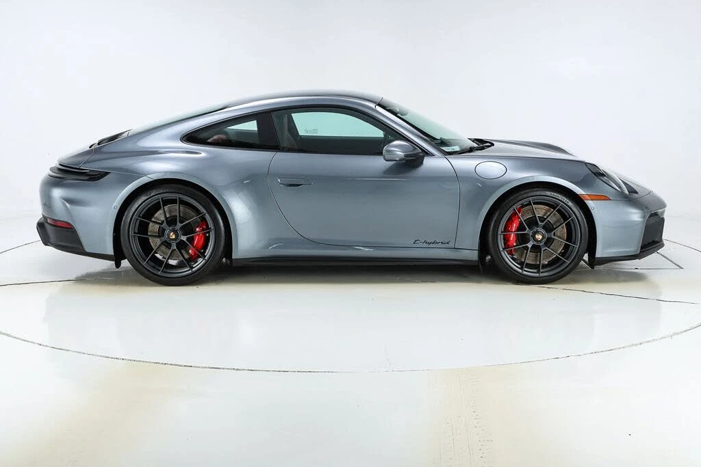 2026 Porsche 992 Carrera GTS - Image 24 of 31