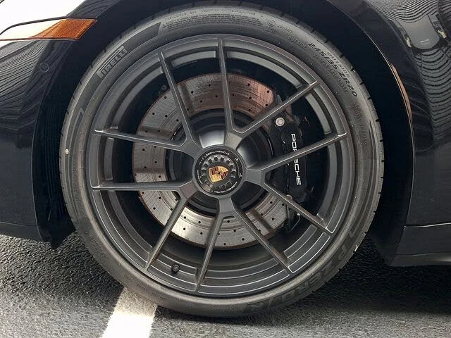 2026 Porsche 992 Carrera GTS - Image 15 of 31