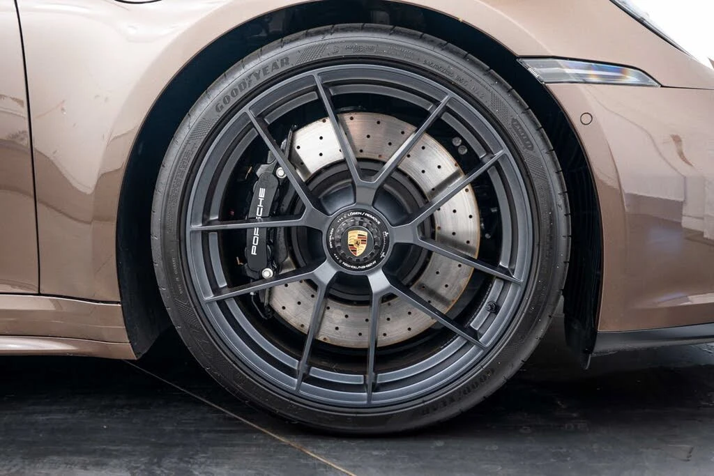 2026 Porsche 992 Carrera GTS - Image 11 of 28