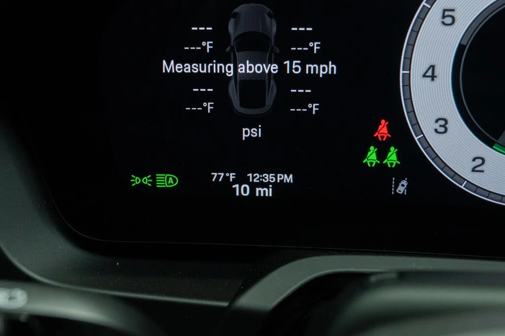 2026 Porsche 992 Carrera GTS - Image 21 of 31