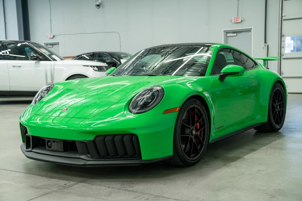 2026 Porsche 992 Carrera GTS - Image 5 of 31