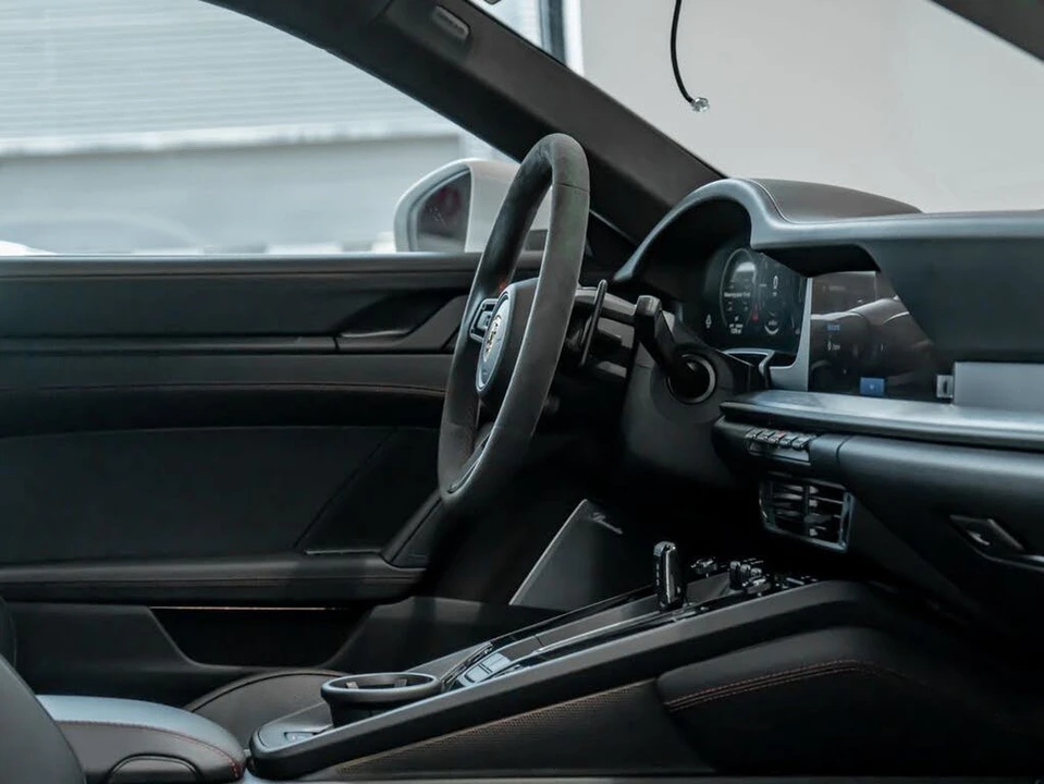2026 Porsche 992 Carrera GTS - Image 27 of 31