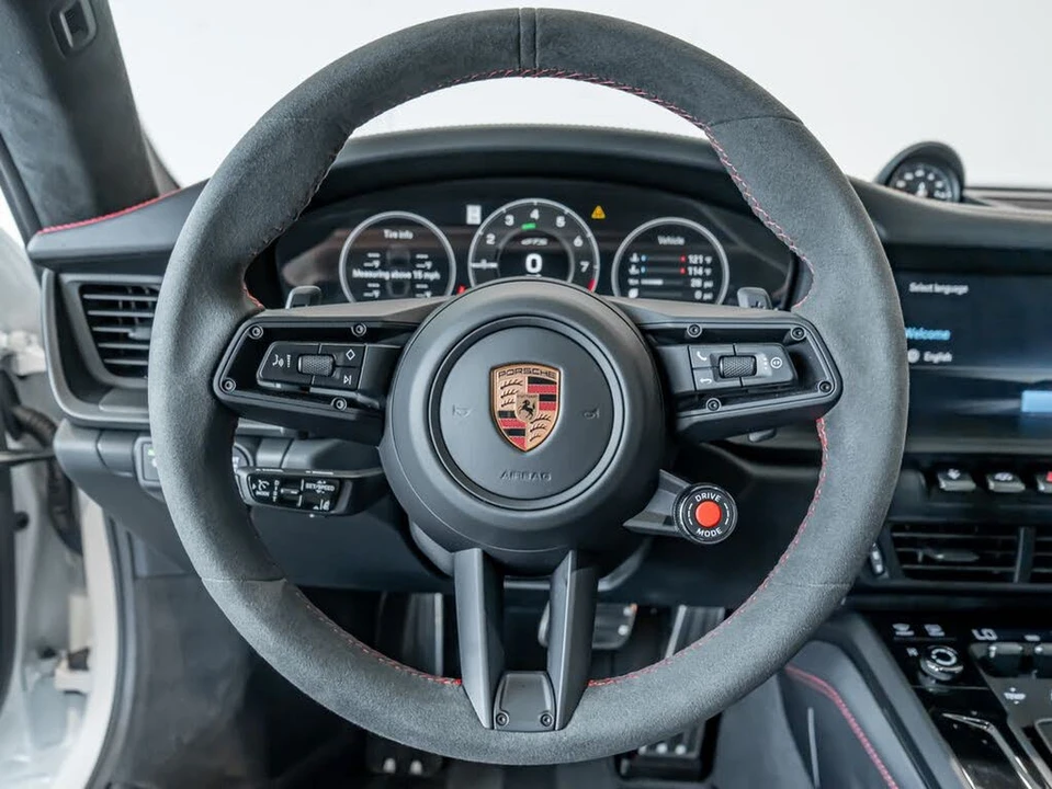 2026 Porsche 992 Carrera GTS - Image 18 of 31