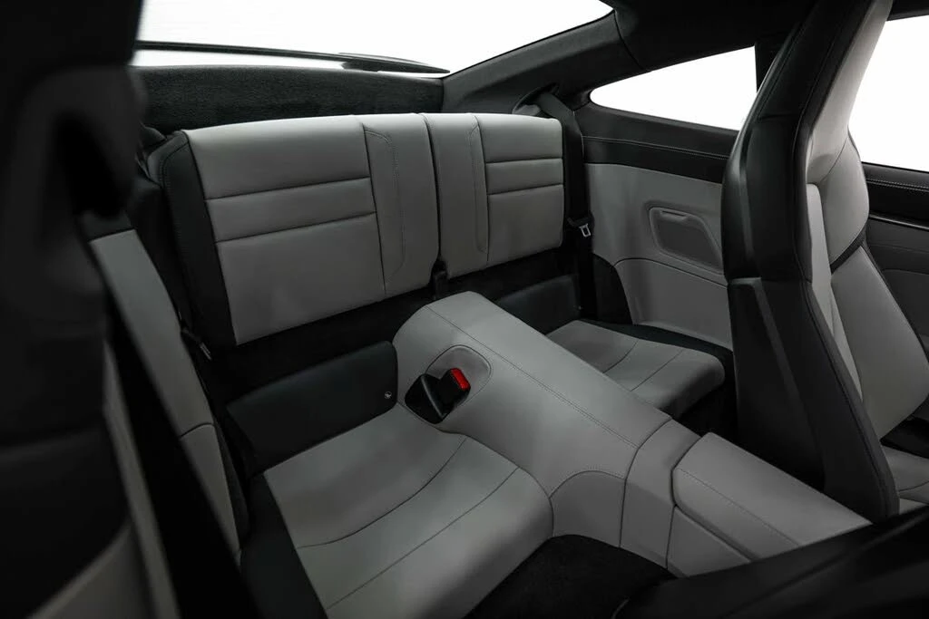 2026 Porsche 992 Carrera GTS - Image 19 of 31
