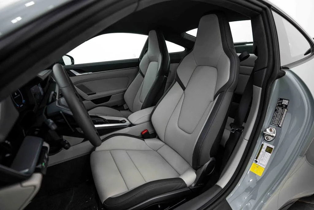2026 Porsche 992 Carrera GTS - Image 5 of 31