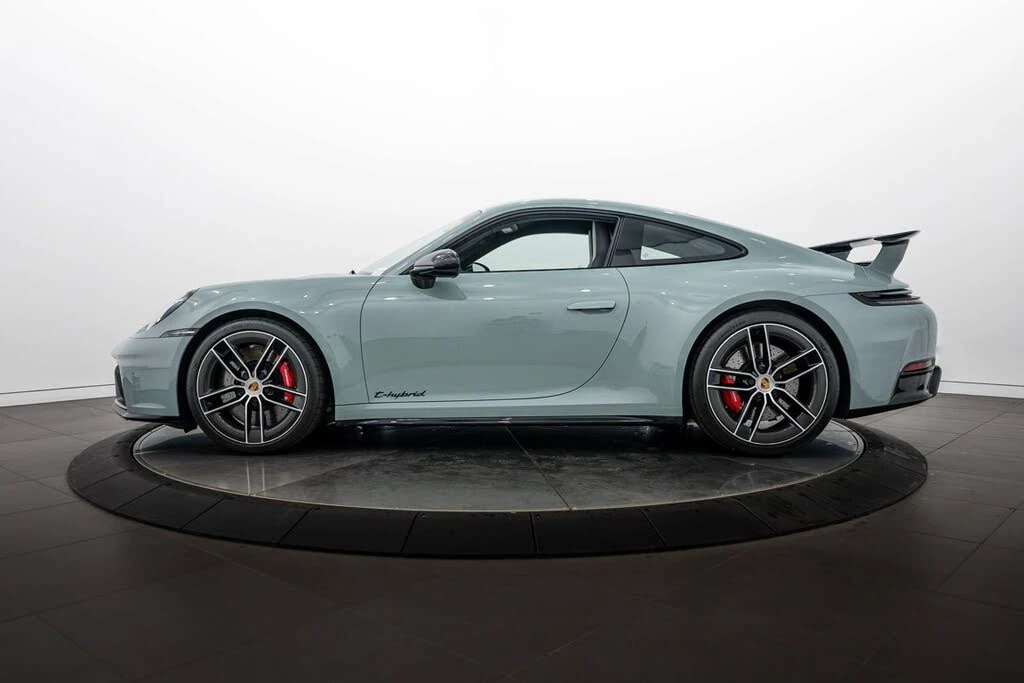 2026 Porsche 992 Carrera GTS - Image 2 of 31