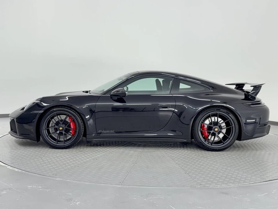 2026 Porsche 992 Carrera GTS - Image 2 of 31
