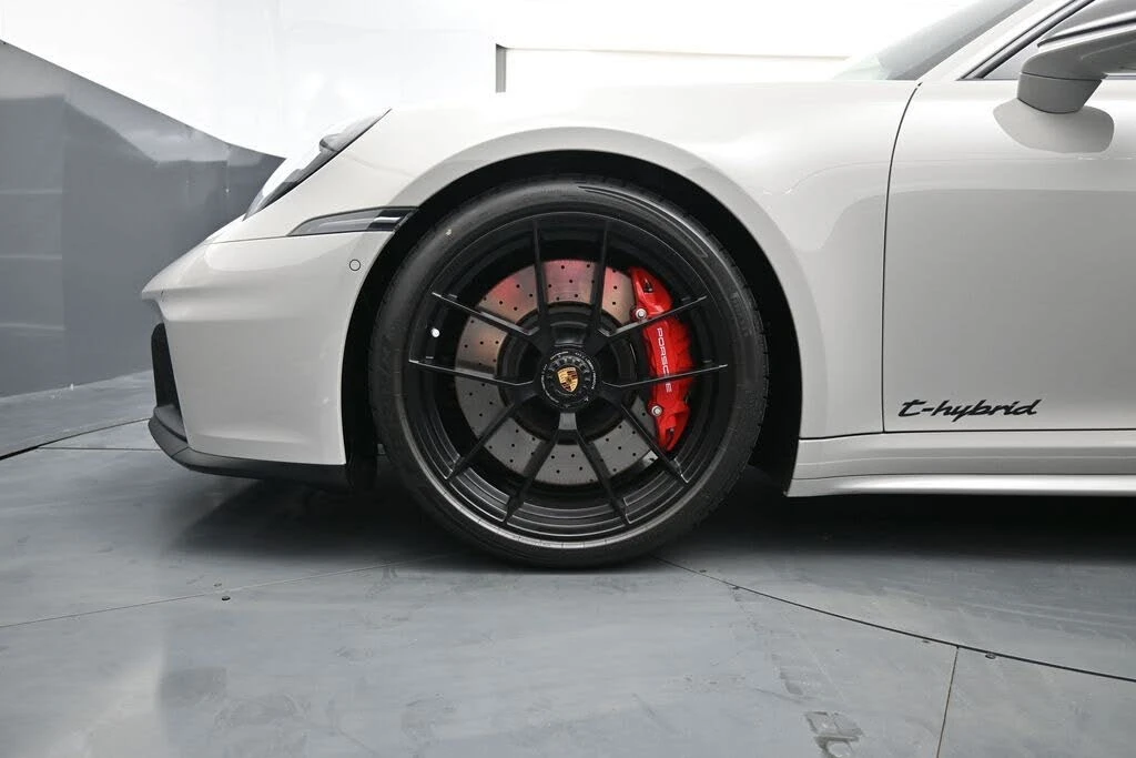 2026 Porsche 992 Carrera GTS - Image 8 of 31