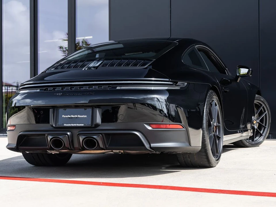2026 Porsche 992 Carrera GTS - Image 13 of 31