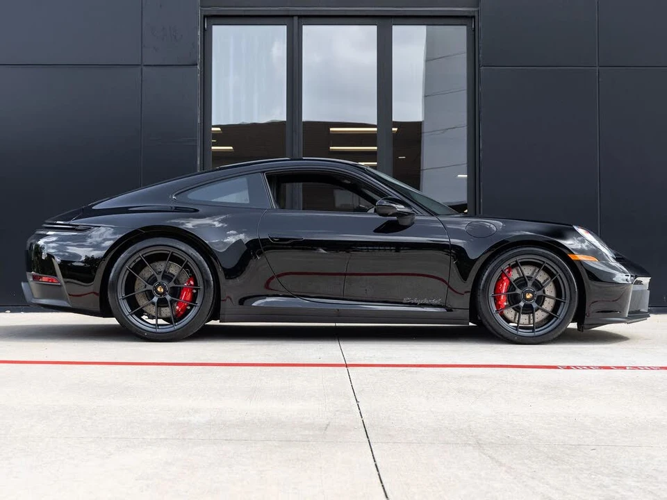 2026 Porsche 992 Carrera GTS - Image 14 of 31