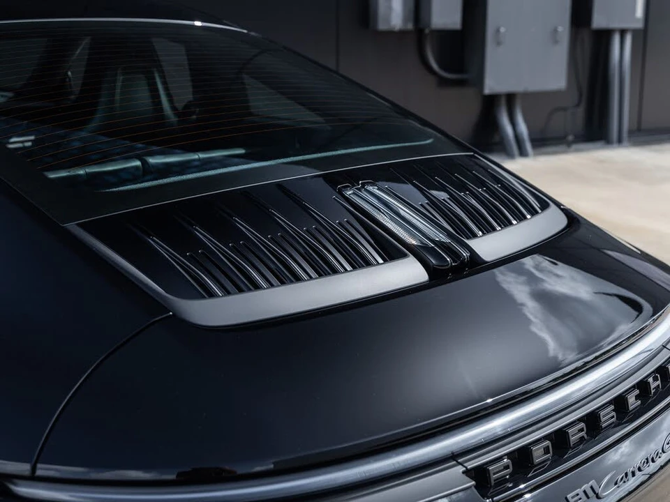 2026 Porsche 992 Carrera GTS - Image 19 of 31