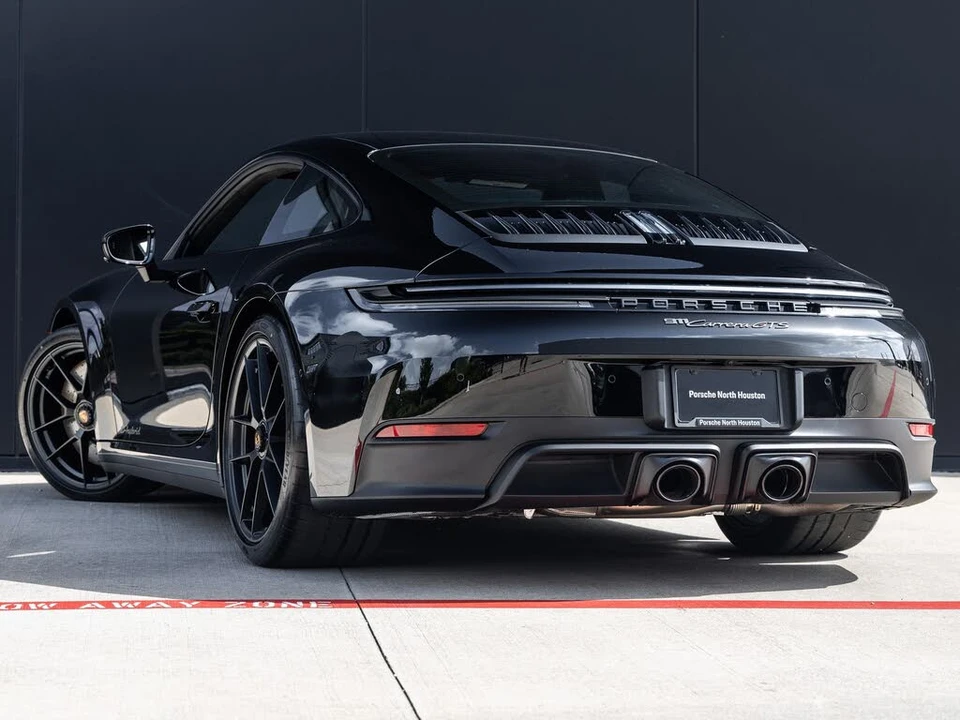 2026 Porsche 992 Carrera GTS - Image 3 of 31