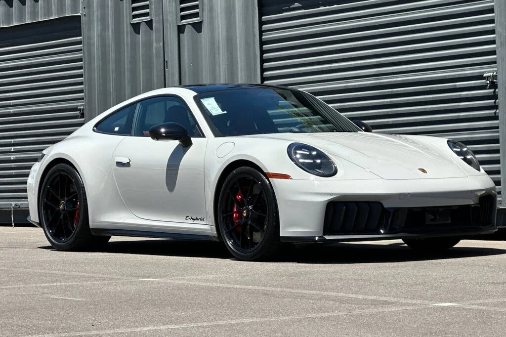 2026 Porsche 992 Carrera GTS - Image 10 of 28