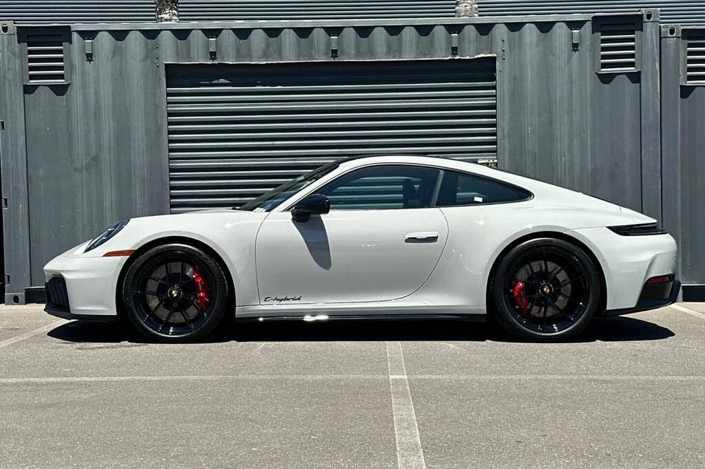 2026 Porsche 992 Carrera GTS - Image 2 of 28
