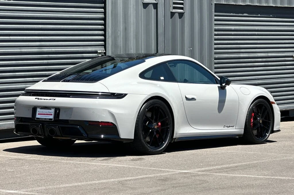 2026 Porsche 992 Carrera GTS - Image 8 of 28