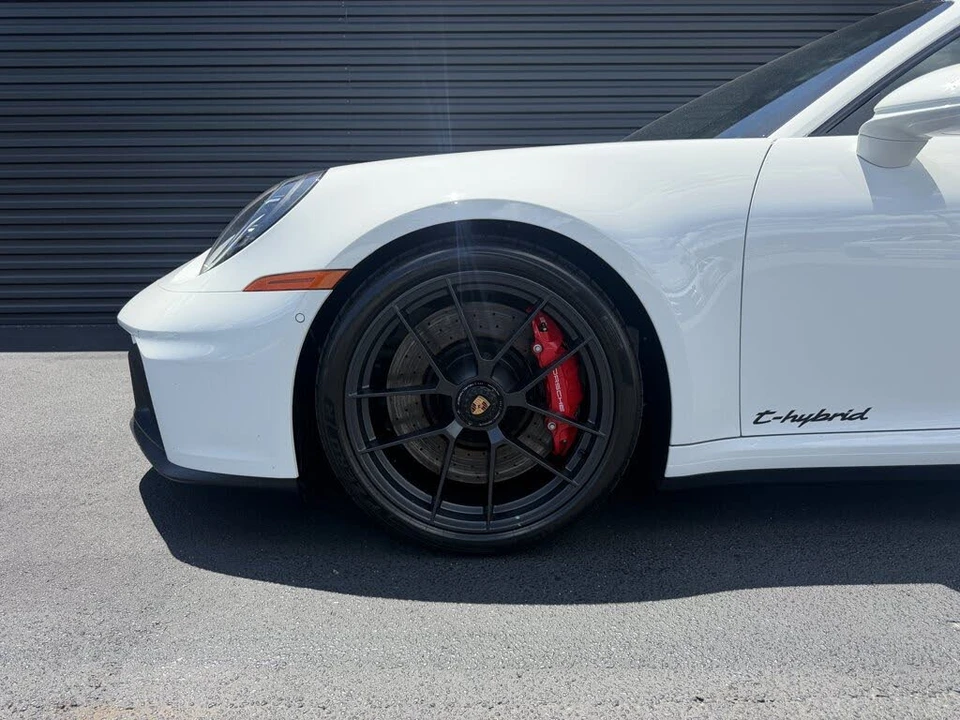 2026 Porsche 992 Carrera GTS - Image 12 of 31