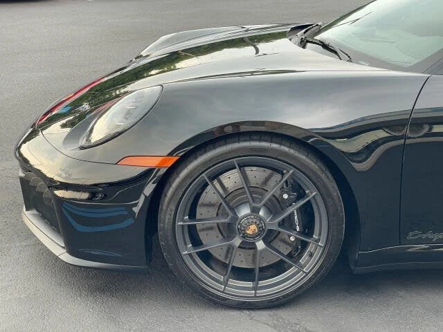 2026 Porsche 992 Carrera GTS - Image 14 of 31