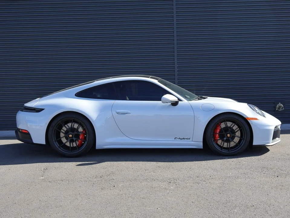2026 Porsche 992 Carrera GTS - Image 10 of 31