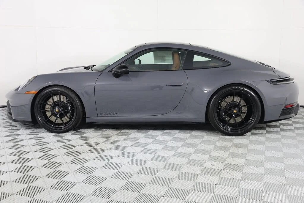 2026 Porsche 992 Carrera GTS - Image 2 of 25