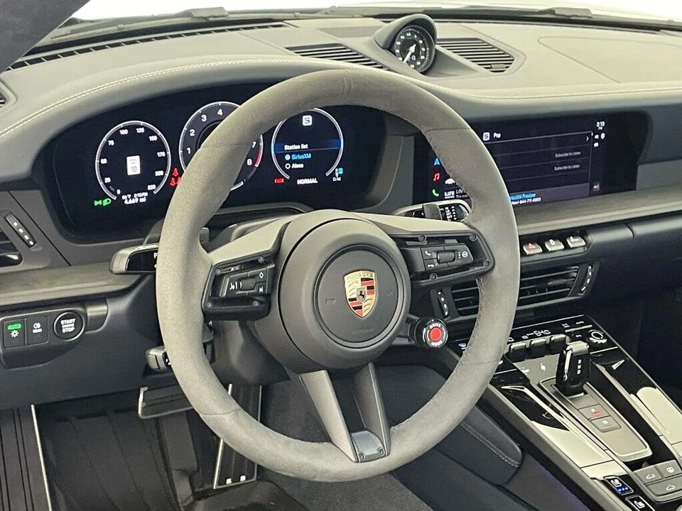 2026 Porsche 992 Carrera GTS - Image 4 of 31