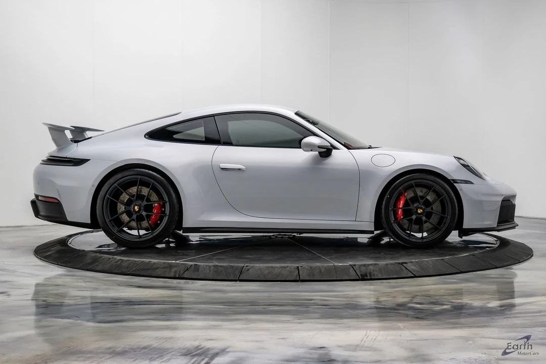 2026 Porsche 992 Carrera GTS - Image 24 of 31