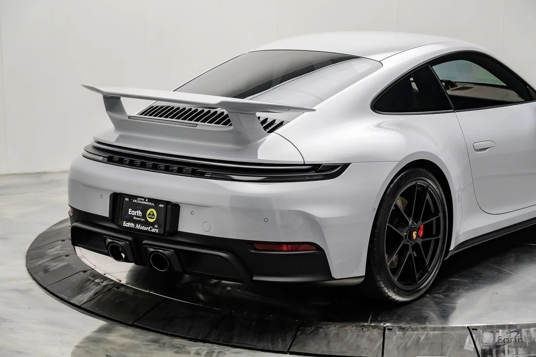 2026 Porsche 992 Carrera GTS - Image 22 of 31