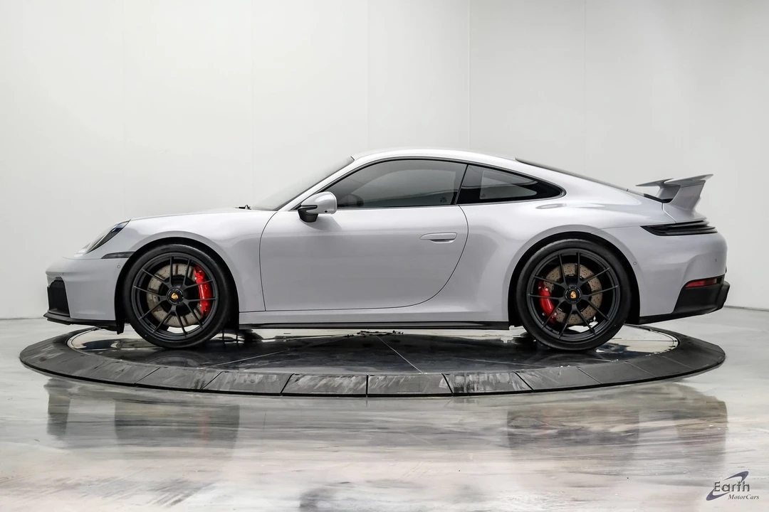 2026 Porsche 992 Carrera GTS - Image 7 of 31