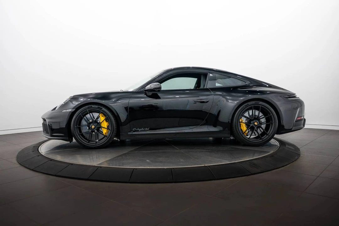 2026 Porsche 992 Carrera GTS - Image 2 of 4
