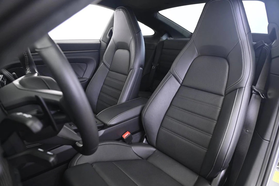 2026 Porsche 992 Carrera GTS - Image 5 of 5