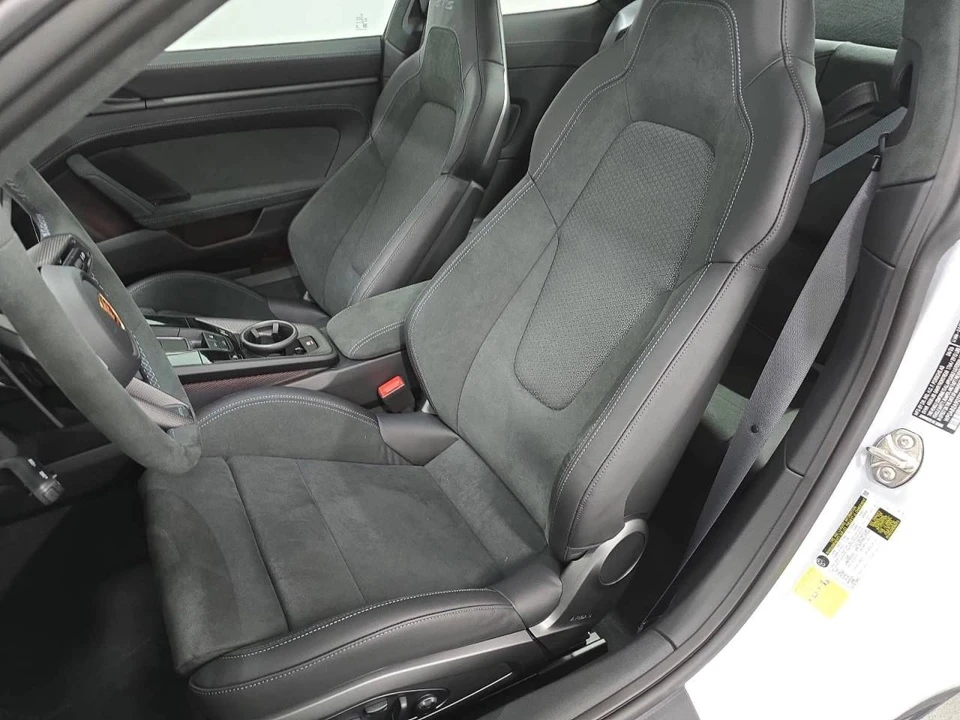 2026 Porsche 992 Carrera GTS - Image 5 of 5