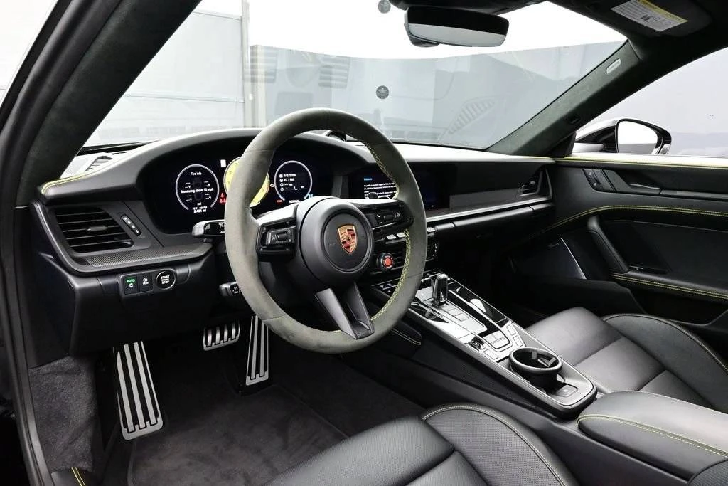 2026 Porsche 992 Carrera GTS - Image 4 of 4