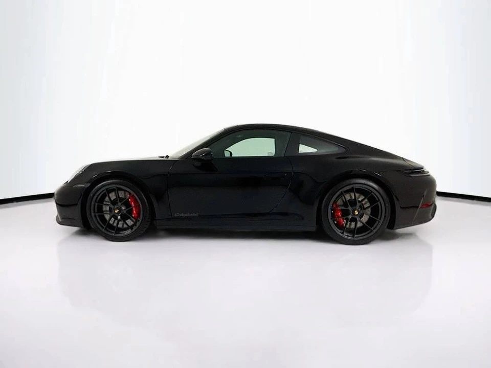2026 Porsche 911 - Image 2 of 5
