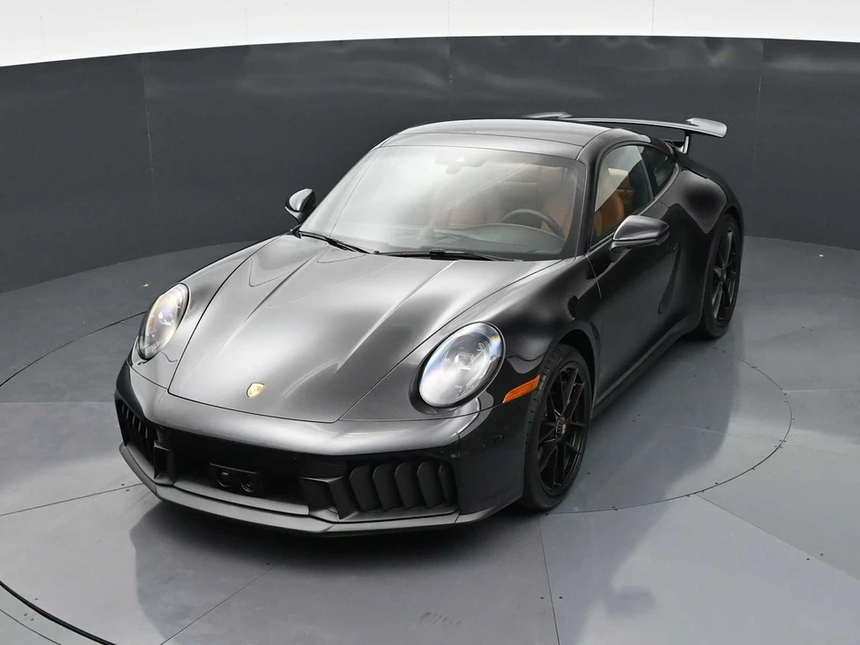 2026 Porsche 992 Carrera GTS - Image 28 of 31
