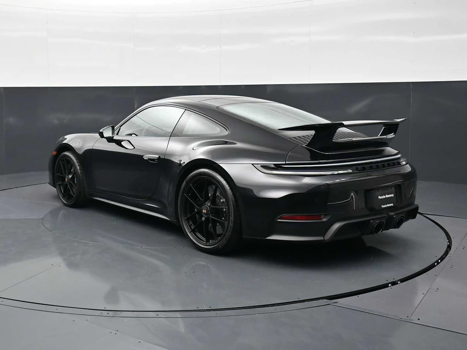 2026 Porsche 992 Carrera GTS - Image 3 of 31