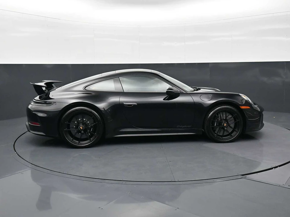 2026 Porsche 992 Carrera GTS - Image 25 of 31