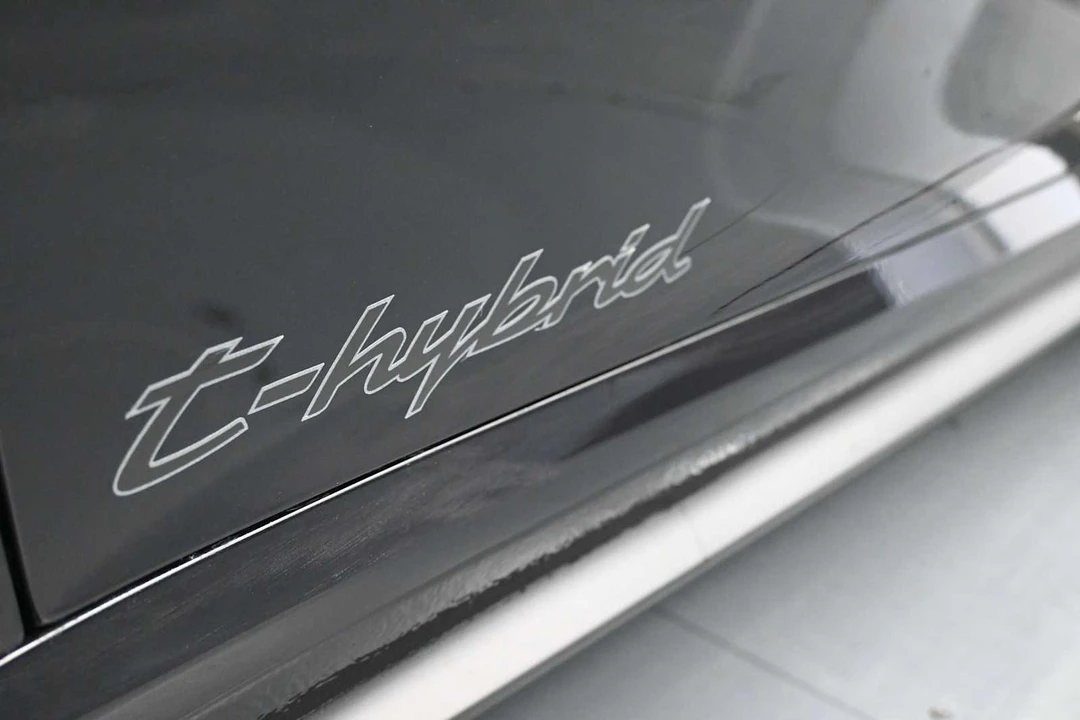 2026 Porsche 992 Carrera GTS - Image 21 of 31