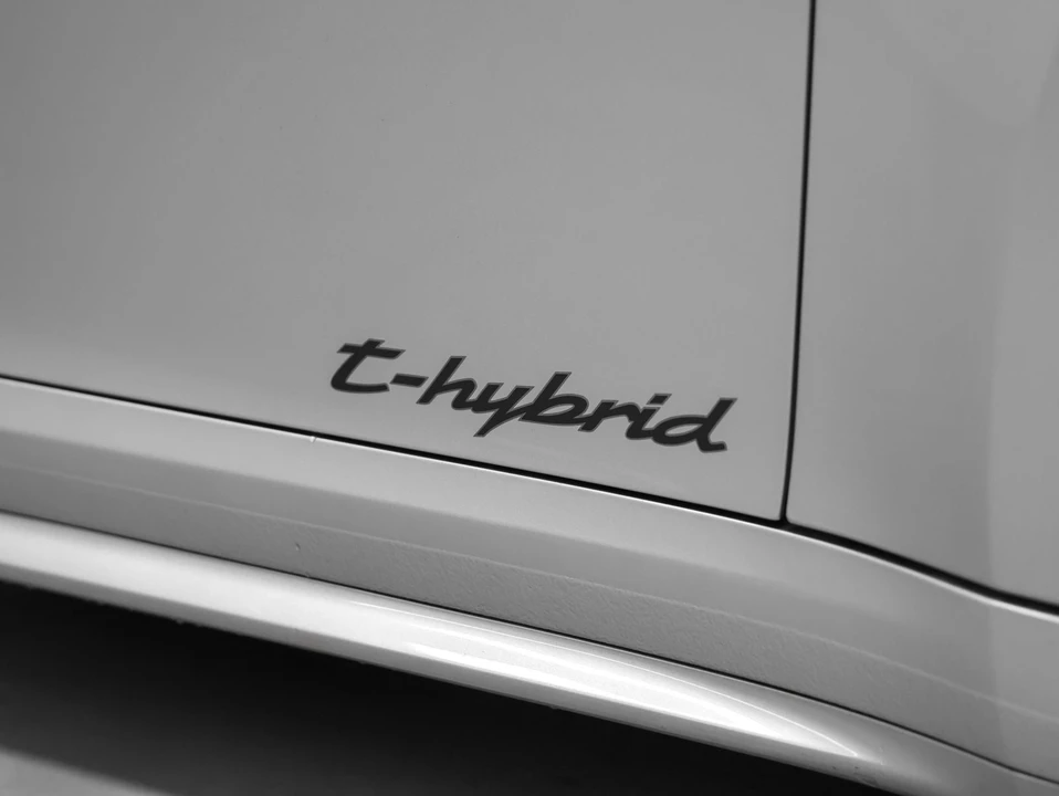 2026 Porsche 911 - Image 15 of 31